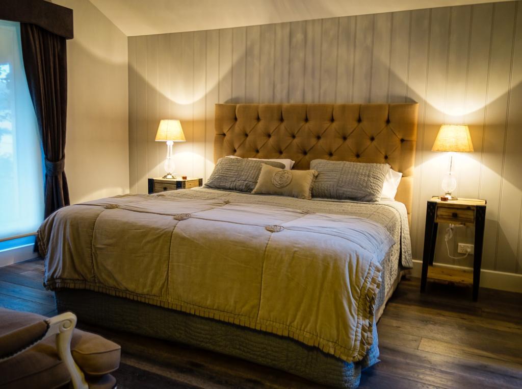Pomegranate Guest House ฮีลส์วิลล์ ห้อง รูปภาพ
