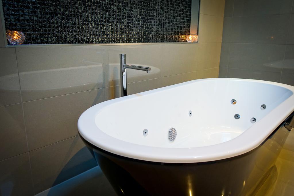 Pomegranate Guest House ฮีลส์วิลล์ ห้อง รูปภาพ